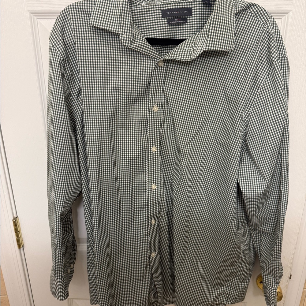 Tommy Hilfiger Men's Green Gingham Shirt